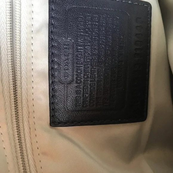 Coach Leather Signature C bag - Picture 10 of 13